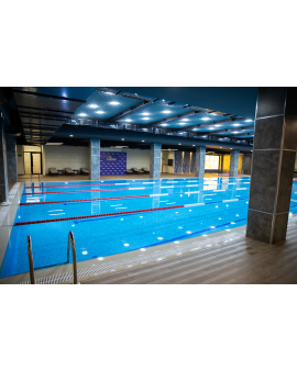 Fitness Spa Hovuzu, Qapalı hovuz