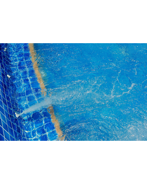 Hovuzda Üzməyin Ən Yaxşı Faydaları Hovuzda Üzməyin Ən Yaxşı Faydaları